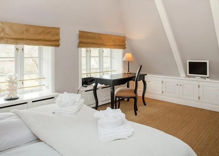 Kaeptn S Hues * Keitum